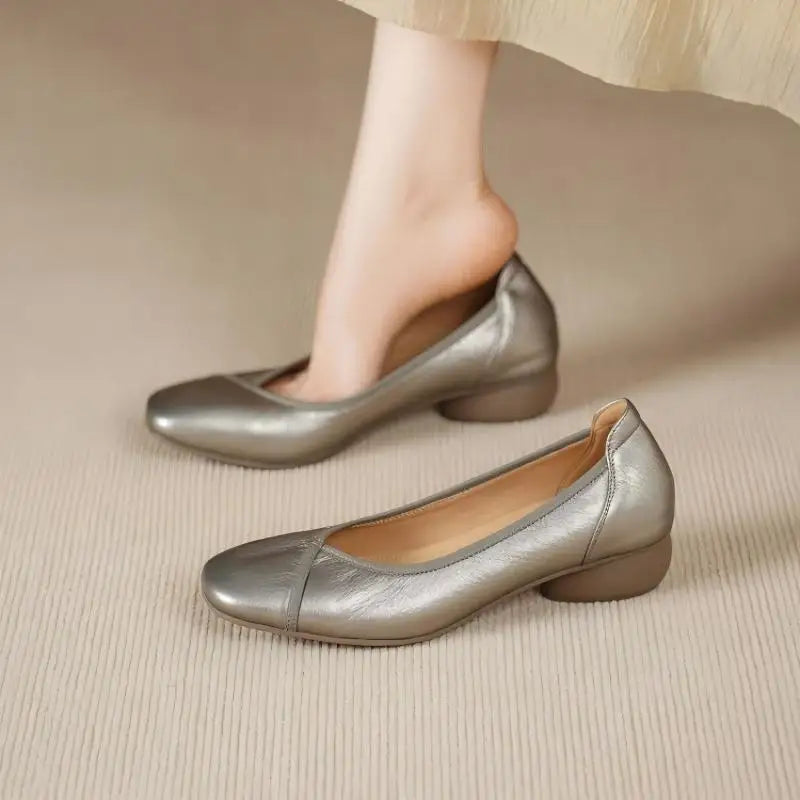 The Elise Low-Heel Pump
